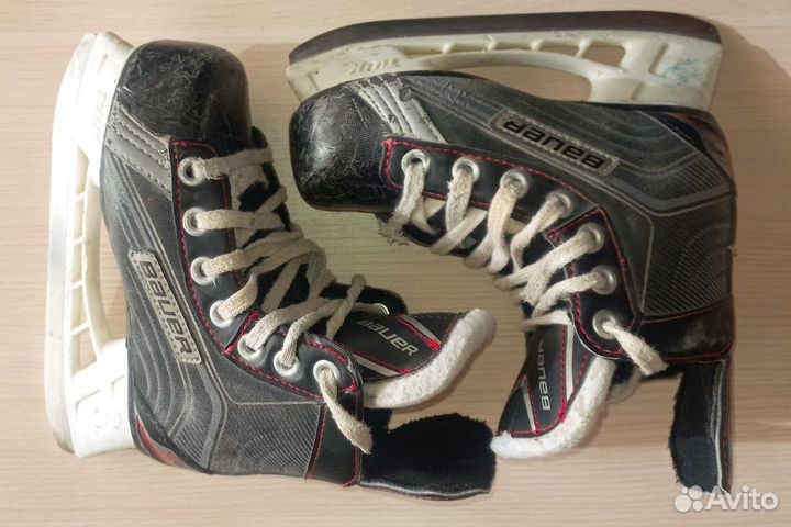 Хоккейные коньки bauer