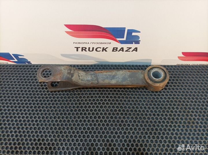 Стойка переднего стабилизатора