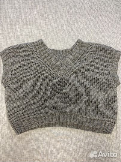 Жилет женский вязаный (р-р 46-52) ручная работа