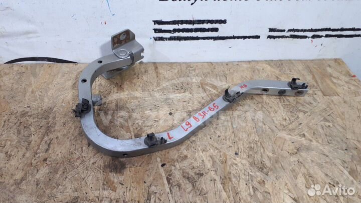 Петля крышки багажника левая Mitsubishi Lancer