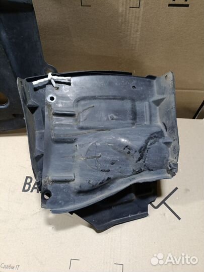 Защита двигателя Mitsubishi Colt Z21A