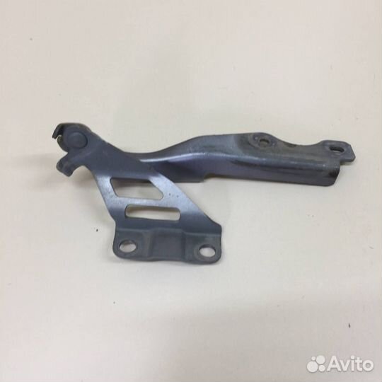 Петля капота правая Mazda Mazda 3 BM 2013-2016