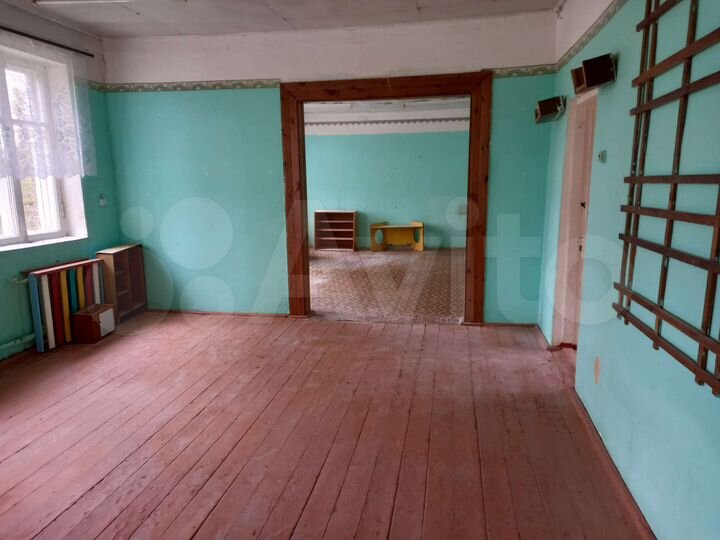 Дом 430 м² на участке 65 сот.