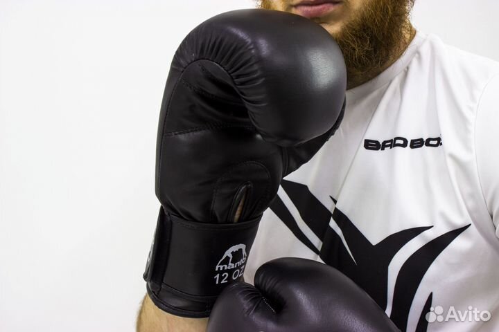Боксерские перчатки Manto Crafted and Designed