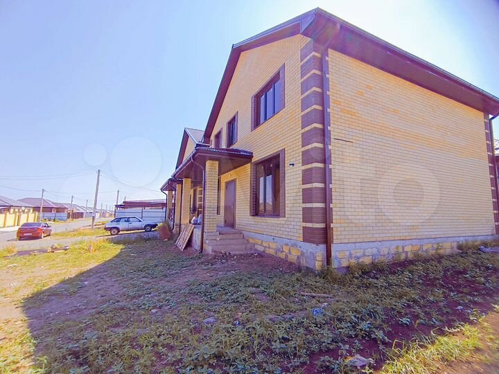 Дом 172 м² на участке 4,5 сот.