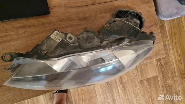 Фара левая на гольф 6