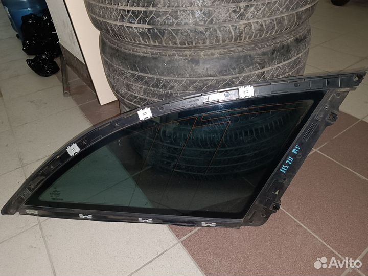 Стекло глухое заднее правое w211 универсал