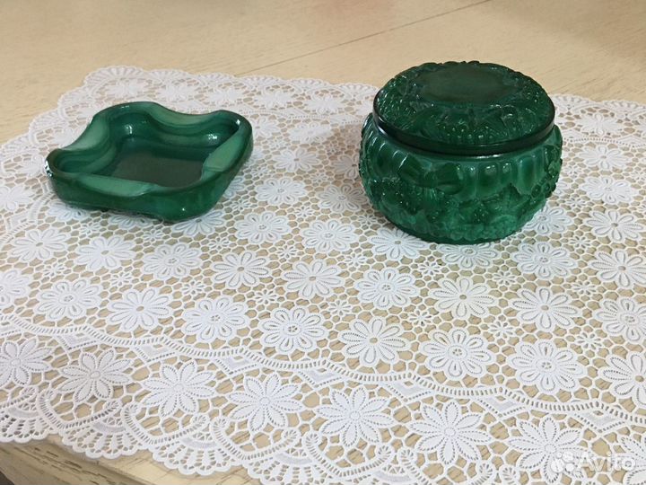 Шкутулка и пепельница из Чешского стекла