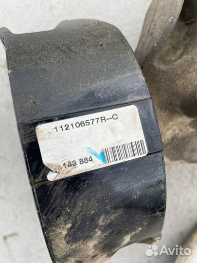 Опора двигателя правая renault logan 2