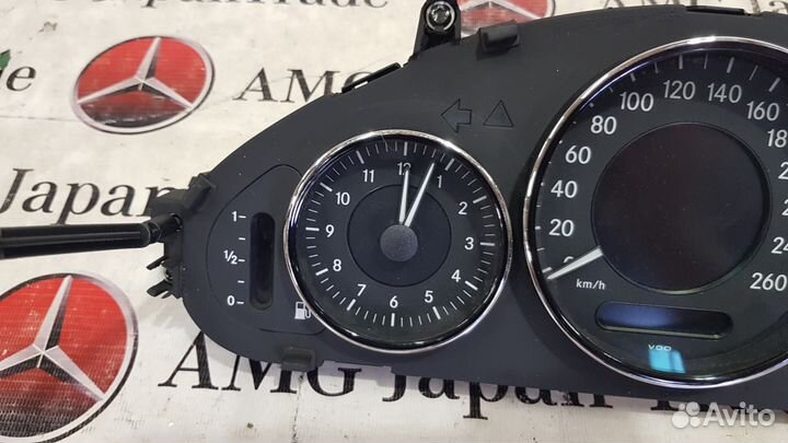 Приборная панель Mercedes w219 CLS