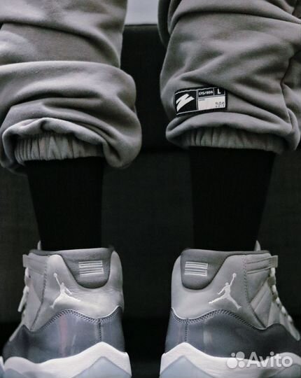 Nike Air Jordan 11 cool grey