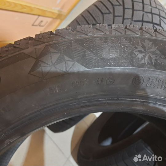 Continental ContiVikingContact 7 235/55 R18 102V