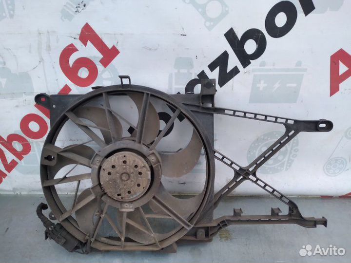 Вентилятор радиатора (Диффузор ) Opel Zafira B