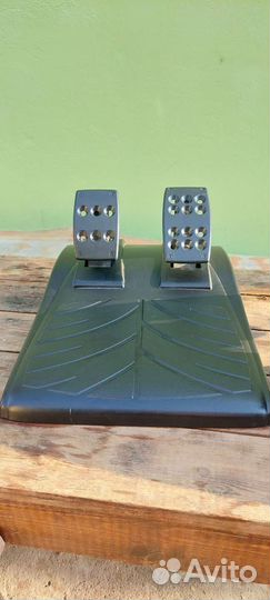 Игровой руль logitech driving force gt