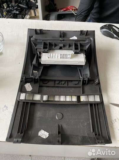 Информационный дисплей + накладка в сборе Megane 2