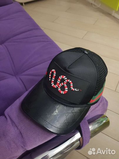 Бейсболка новая