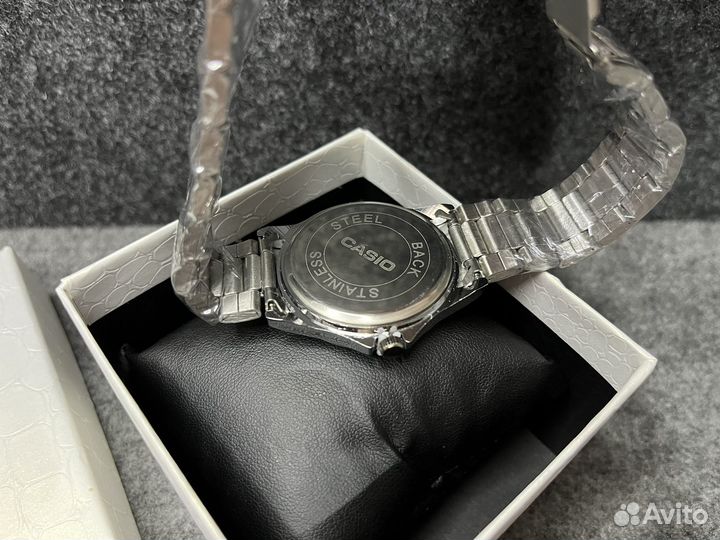 Часы casio в подарочной коробке