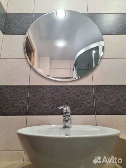 Раковина и полка из натурального камня