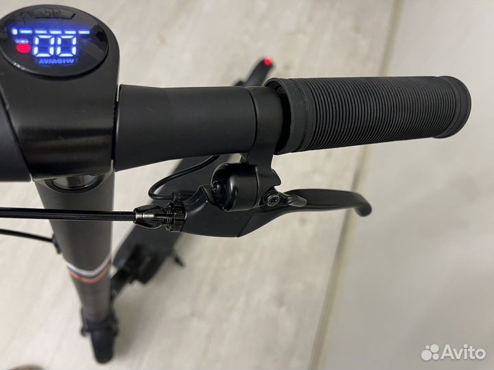 Электросамокат Midway i one pro