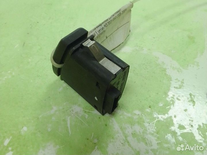 Кнопка аварийной сигнализации BMW 5 series E60 M57