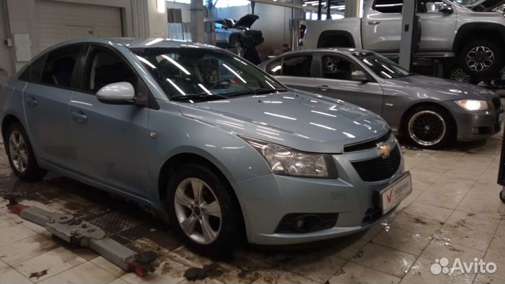 Chevrolet Cruze 1.6 AT, 2011, 130 789 км