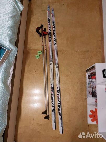 Лыжи палки ботинки