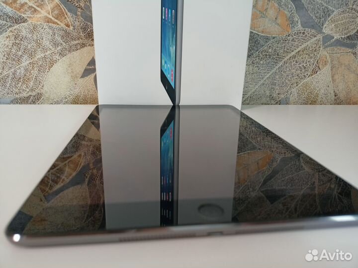 Планшет Apple iPad air