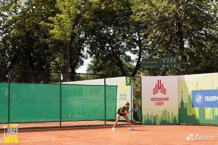 Тренер по большому теннису