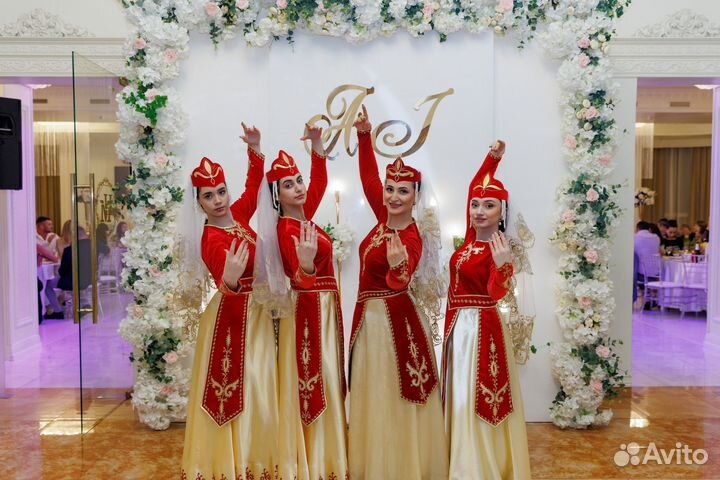 Прокат армянских национальных таразов/ костюмов