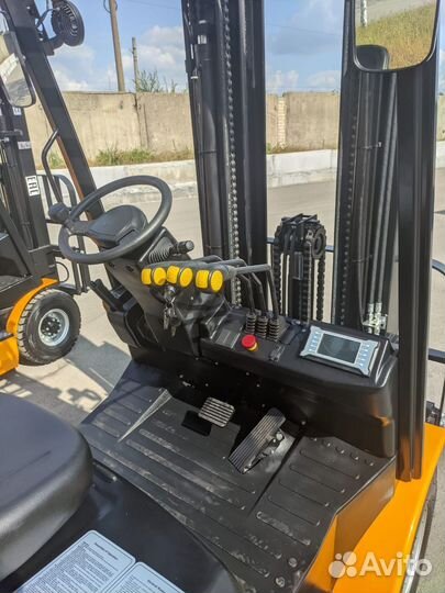 Вилочный погрузчик UN Forklift FB20, 2024