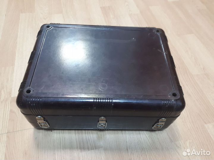 Корпус электропроигрывателя Эльфа