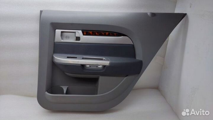 Обшивка двери задняя правая Chrysler Sebring JS