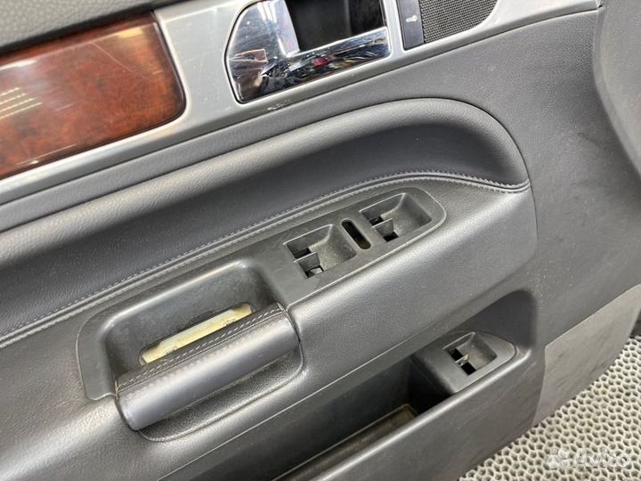 Обшивка двери комплект Volkswagen Touareg 7LA 2.5