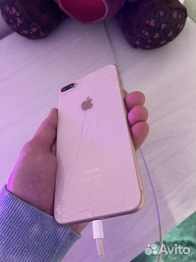 iPhone 8 Plus, 64 ГБ