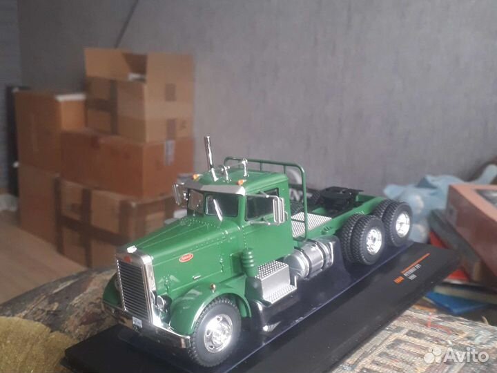 Модель грузовика peterilt 281