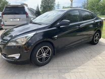 Hyundai Solaris 1.6 AT, 2015, 268 000 км, с пробегом, цена 650 000 руб.