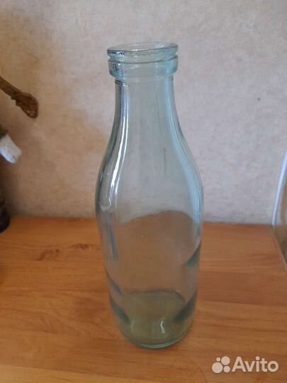 Бутылка стеклянная