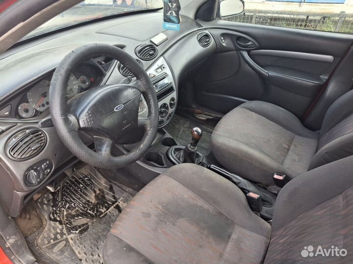 Ford Focus 1.6 МТ, 2002, 200 000 км