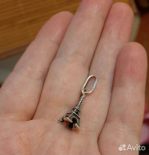 Серебряные кулоны 