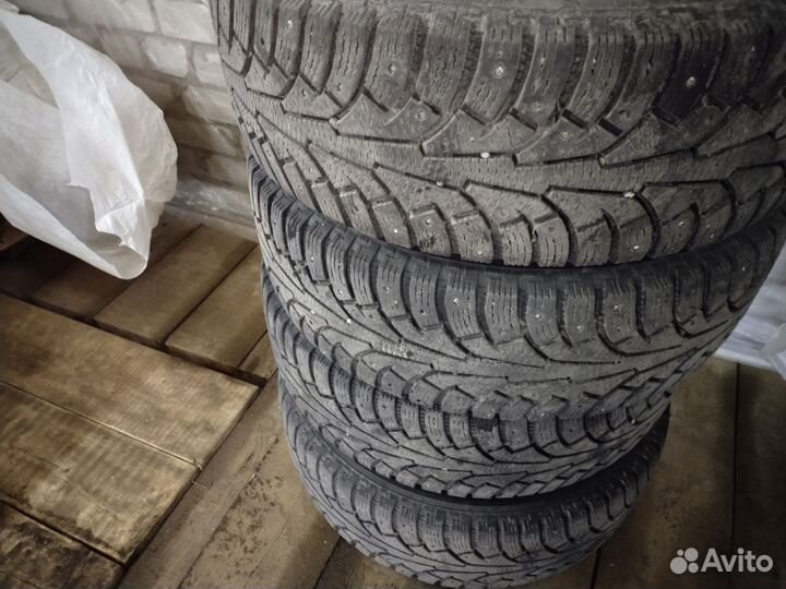 Nokian Tyres Hakkapeliitta 1 225/60 R17