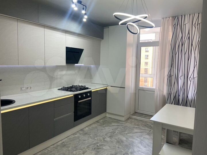 2-к. квартира, 53,3 м², 8/14 эт.