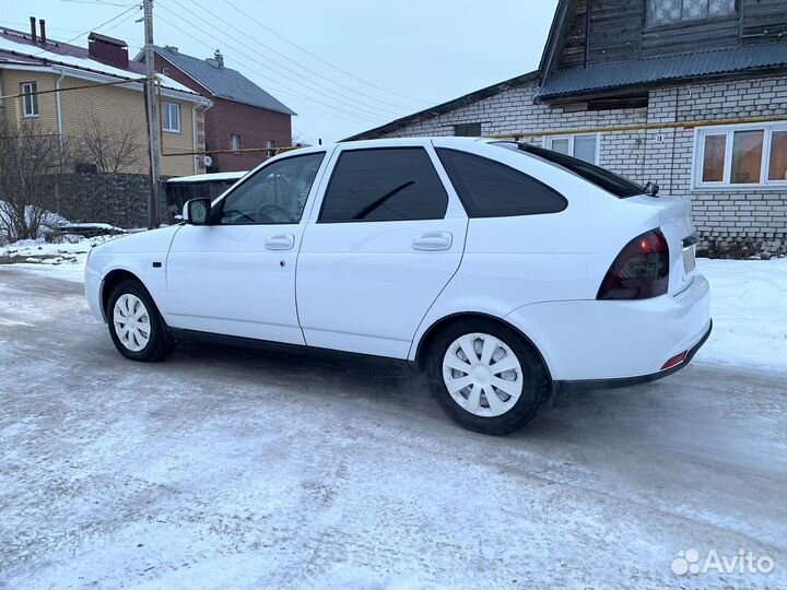 LADA Priora 1.6 МТ, 2013, 100 000 км