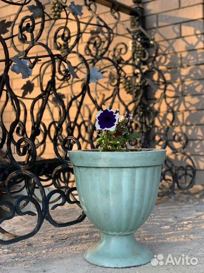 Вазоны для цветов