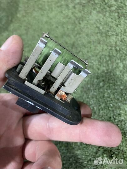 Резистор отопителя печки Chevrolet Niva