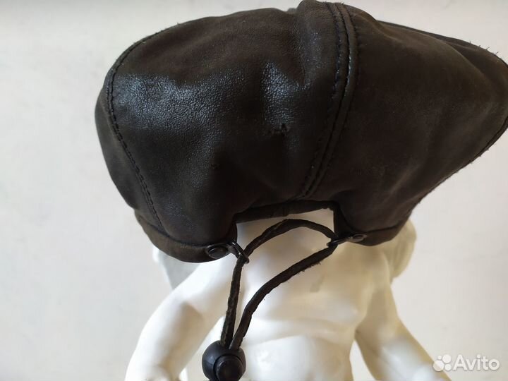 Берет женский кожаный