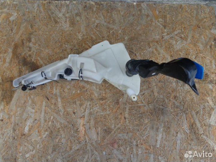 Бачок стеклоомывателя Audi A6 C6 BVJ