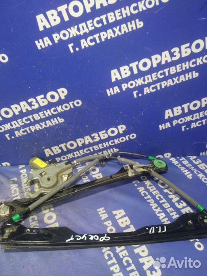 Передний правый стеклоподъемник Ford Focus 1 седан