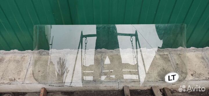 Лобовое стекло москвич 2140