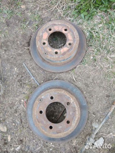 Тормозные диски задние Mitsubishi lancer 10