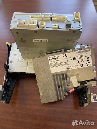 Магнитола с блоком навигации на toyota camry 55